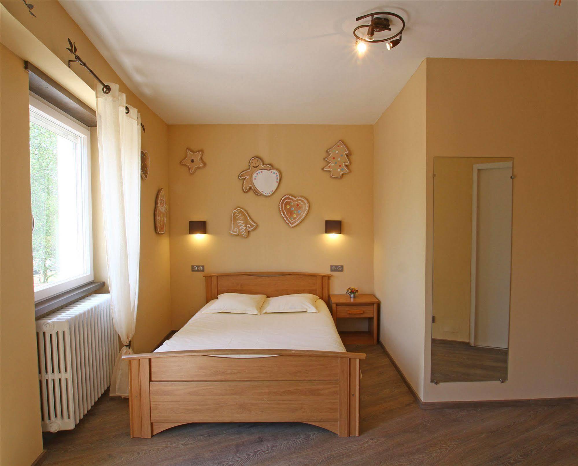 Hotel Champ Alsace อาเกอโน ภายนอก รูปภาพ